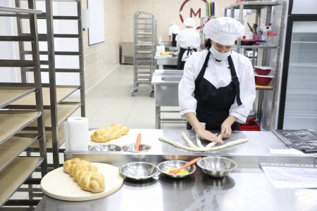 Оперативный штаб Минпросвещения России продолжает контролировать организацию горячего питания в школах