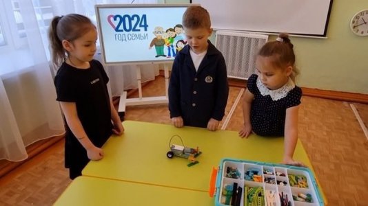 Будущие инженеры детского сада №4 «Василек» стали призерами окружных соревнований 